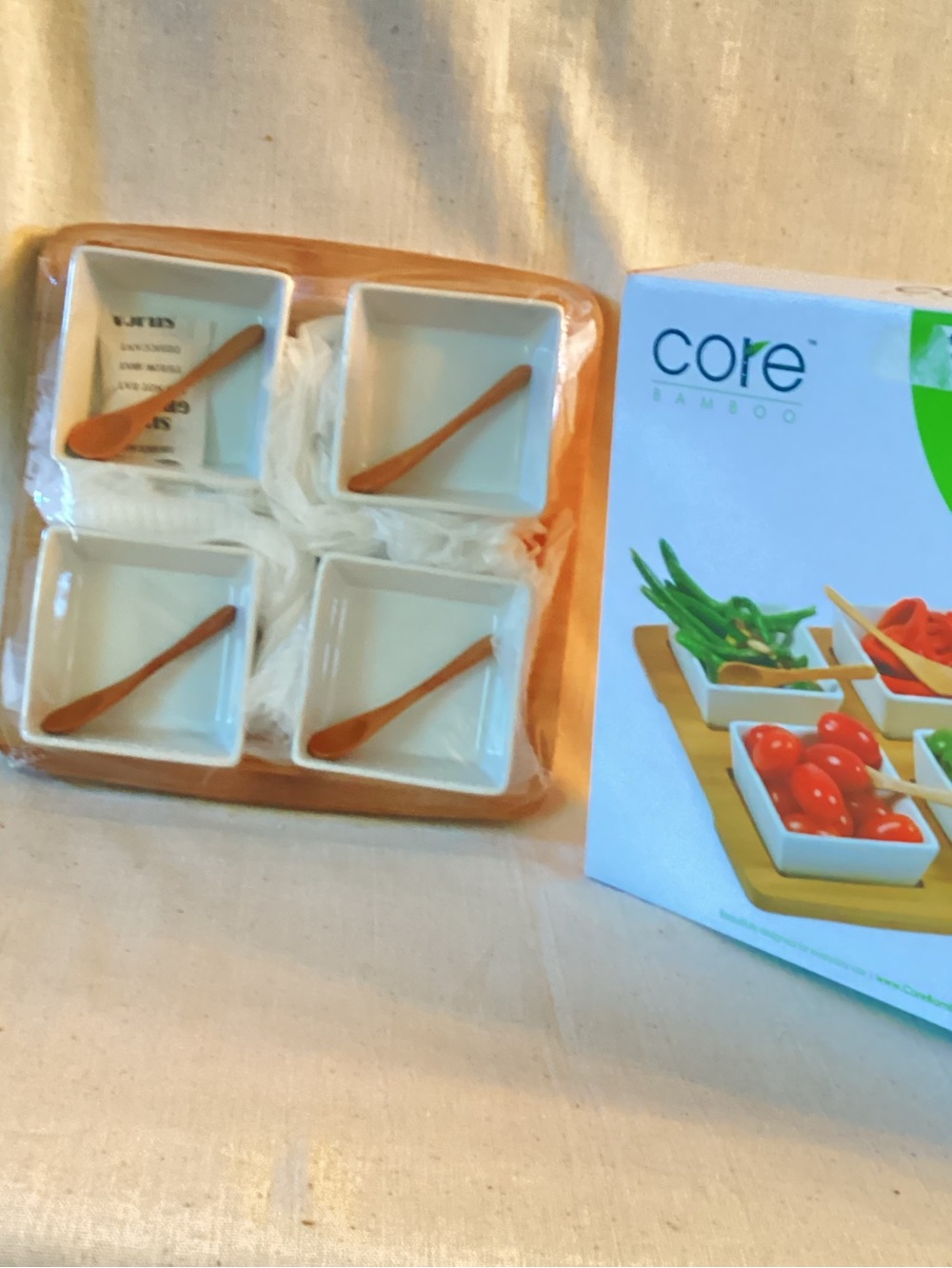 BAMBOO White Ceramic Snack Set with Bamboo Tray and Spoons
